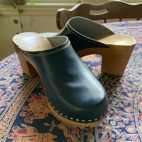 Navy Heeled Clogs - Picture 1 of 5